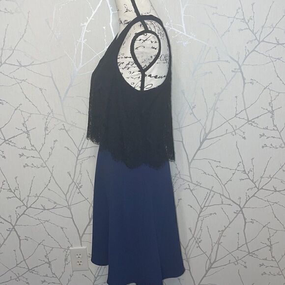 Charles Henry dress with lace popover, SZ Medium - Picture 3 of 8